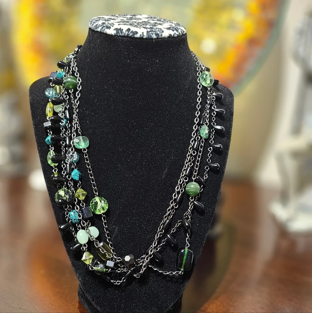 Lia Sophia Multi-Strand "Herb Garden" Green Glass Resin Beaded Necklace 17-20in - Picture 12 of 12